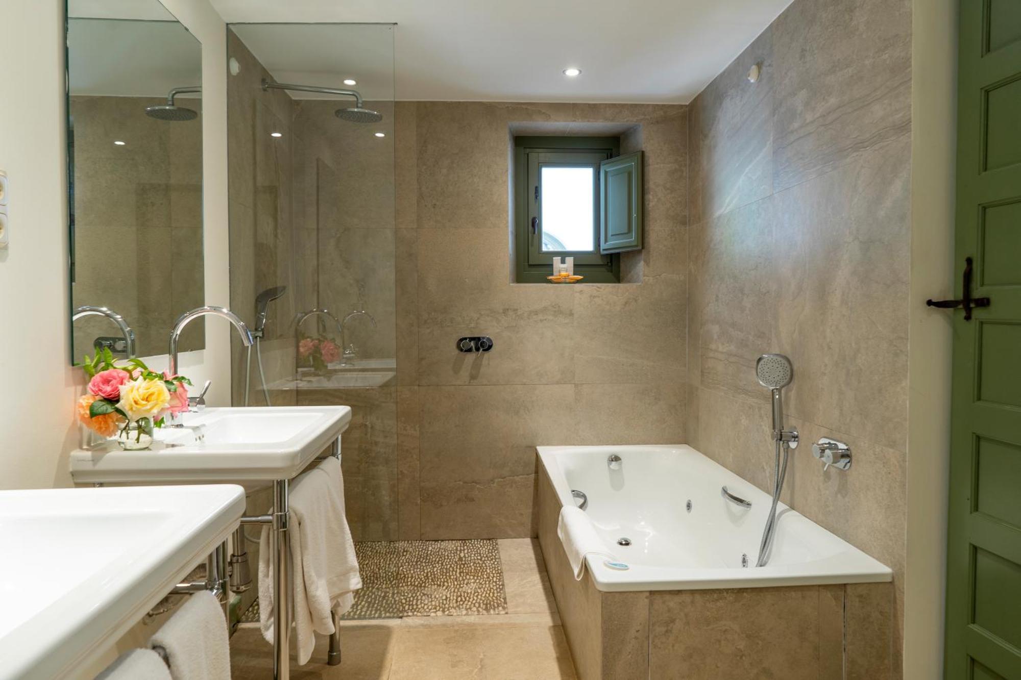 Suite Room,1602949953:JPEG