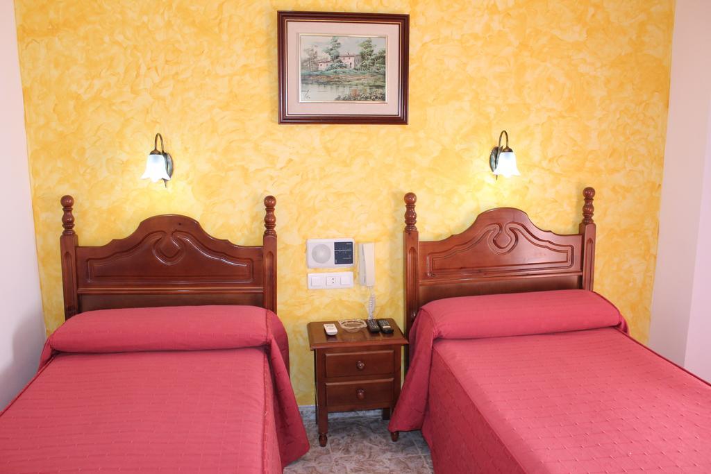 Twin Room,206854567:JPEG